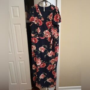 Floral V-Neck Maxi Dress